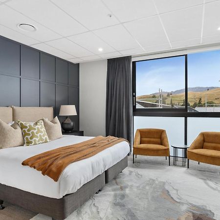 12Th Avenue Suites كوينستاون المظهر الخارجي الصورة