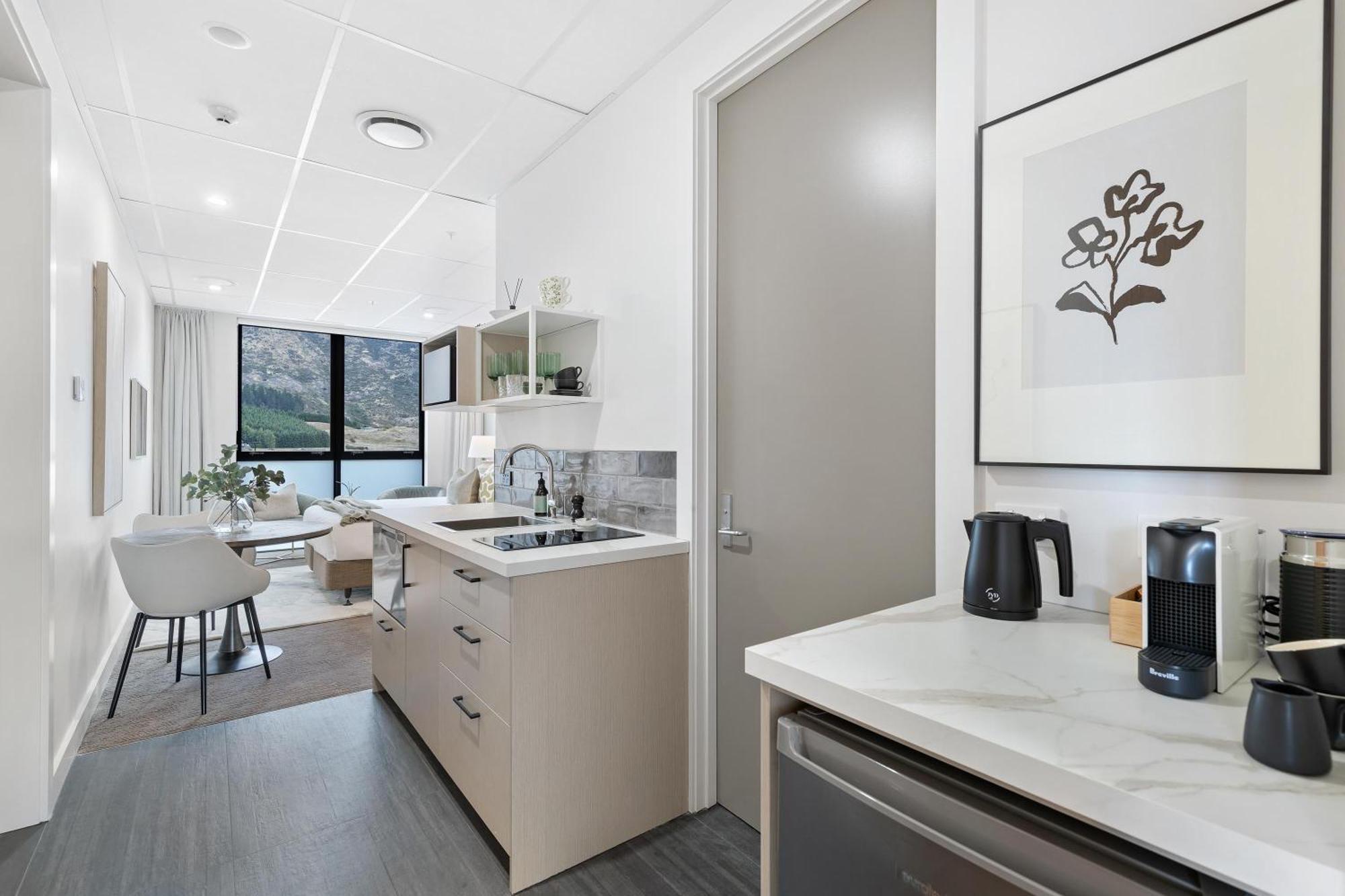 12Th Avenue Suites كوينستاون المظهر الخارجي الصورة