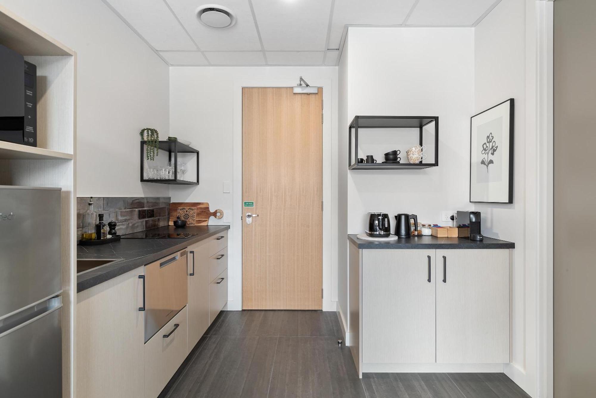12Th Avenue Suites كوينستاون المظهر الخارجي الصورة